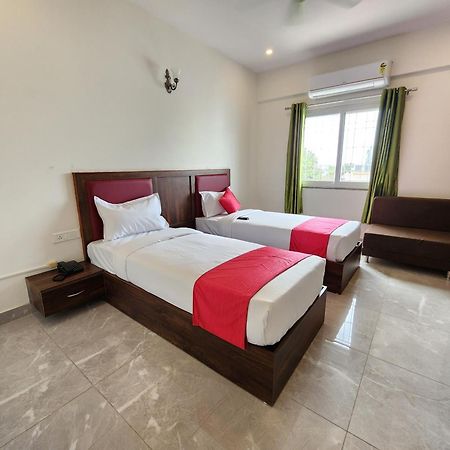 Hotel Dreams Inn بنغالور المظهر الخارجي الصورة